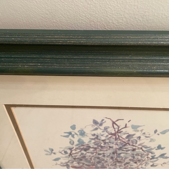 Vintage Flower & Vase Motif Framed Painting with Back Hanging Hook - Picture 2 of 3